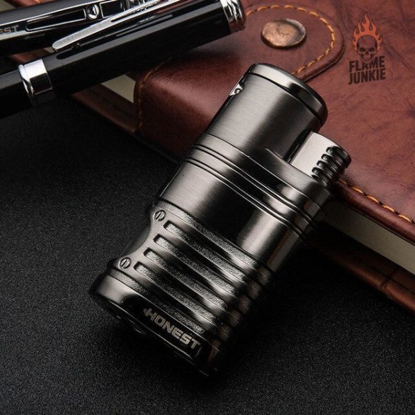 Briquet Tempête Néo, idéal pour les aventures en plein air