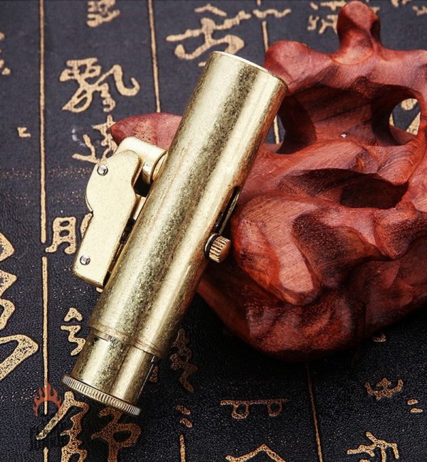 Briquet Shangai avec allumage à l'essence