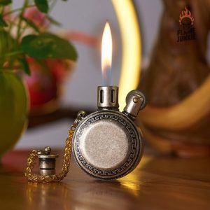 Briquet vintage en métal, design élégant et compact