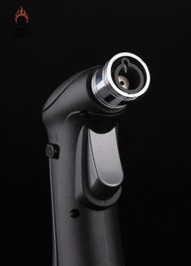 Chalumeau compact, idéal pour les activités en extérieur