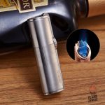 Briquet étanche, compagnon parfait pour le camping et la randonnée