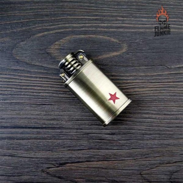 Briquet vintage avec finitions soignées