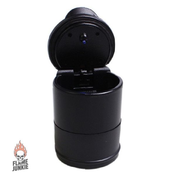 Accessoire de voiture : cendrier compact et stylé